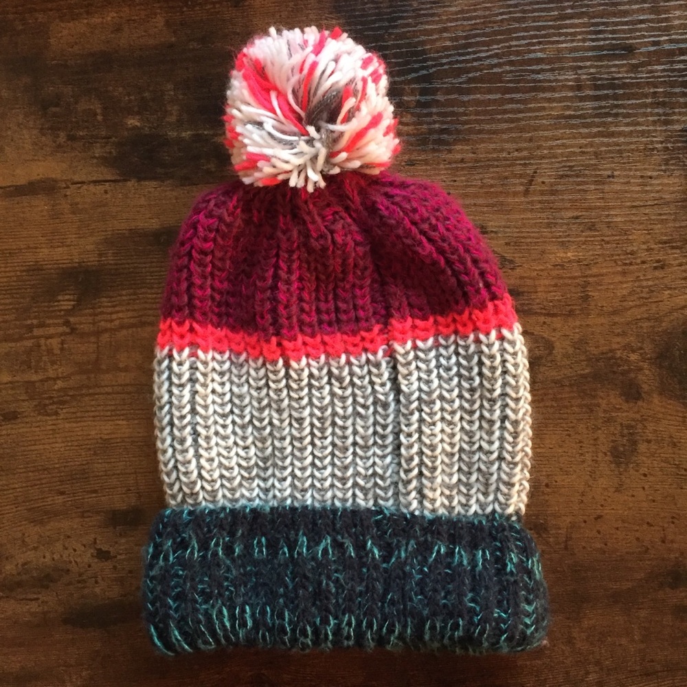 !!FREE WITH PURCHASE!! AEO Hat with Pom